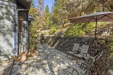 724 Terrace Street Ashland OR 97520