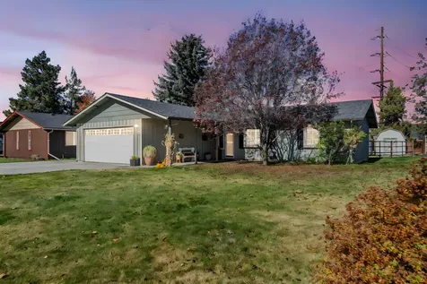 422 SW Blakely Court Bend OR 97702