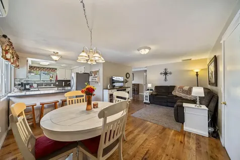 422 SW Blakely Court Bend OR 97702