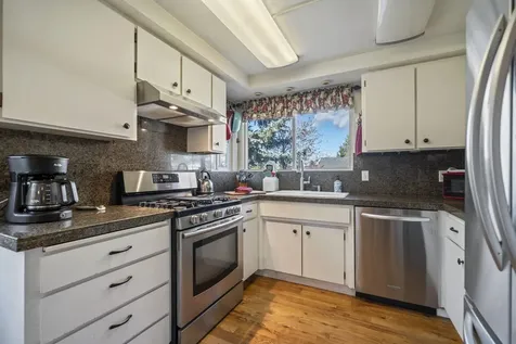 422 SW Blakely Court Bend OR 97702
