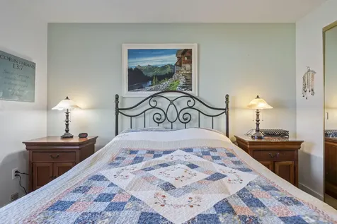 422 SW Blakely Court Bend OR 97702