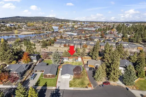422 SW Blakely Court Bend OR 97702