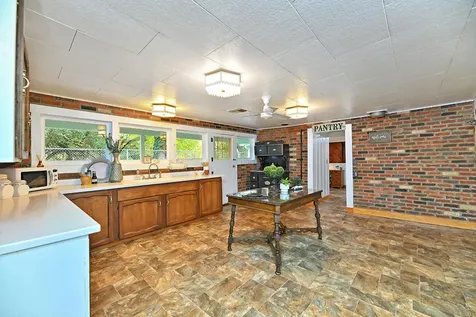 8785 Redwood Highway Wilderville OR 97543