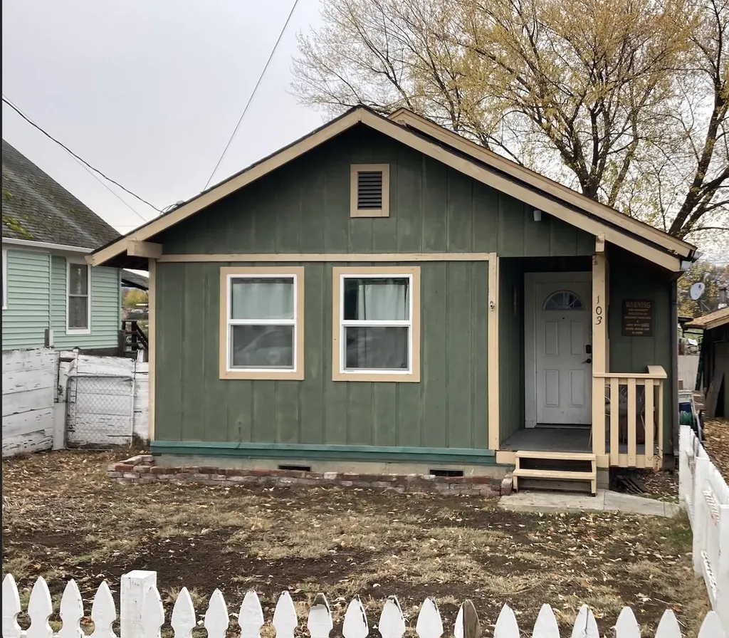 103 Western Avenue Medford OR 97501