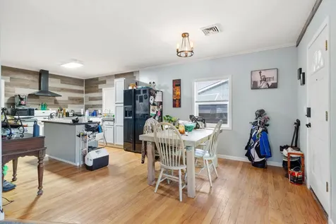 103 Western Avenue Medford OR 97501