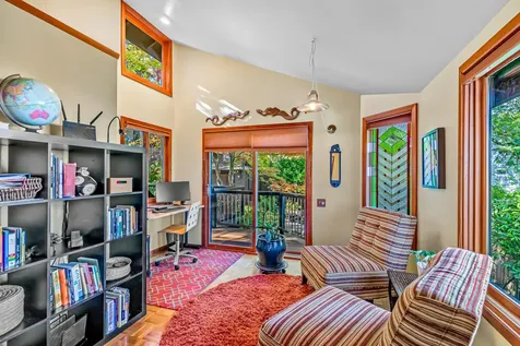 801 Clarence Lane Ashland OR 97520