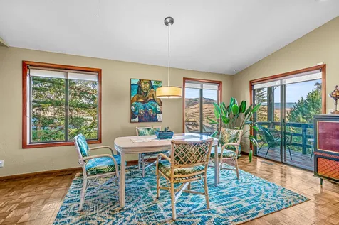 801 Clarence Lane Ashland OR 97520