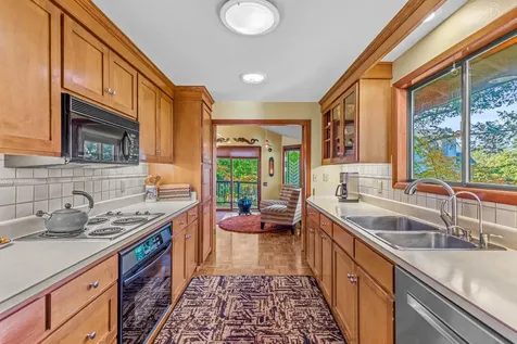 801 Clarence Lane Ashland OR 97520