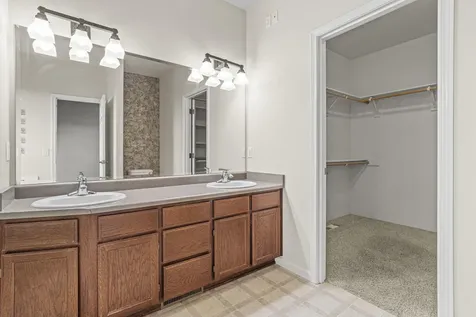 943 Crystal Drive Eagle Point OR 97524