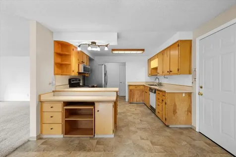 2393 Stearns Way Medford OR 97501