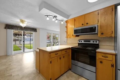 2393 Stearns Way Medford OR 97501