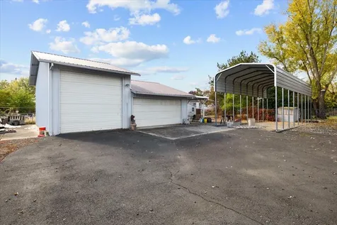 2393 Stearns Way Medford OR 97501