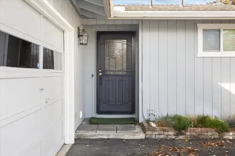 2393 Stearns Way Medford OR 97501