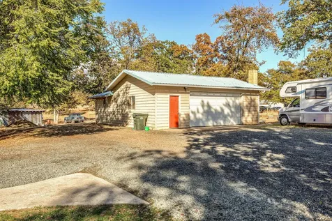 7400 Webber Road Central Point OR 97502