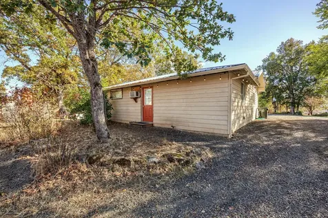 7400 Webber Road Central Point OR 97502