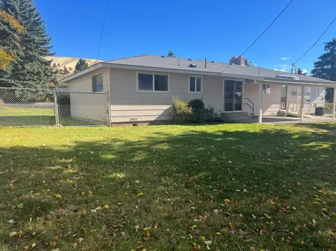1240 Carlson Drive Klamath Falls OR 97603