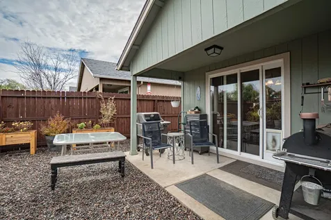 2484 Destiny Lane Medford OR 97501
