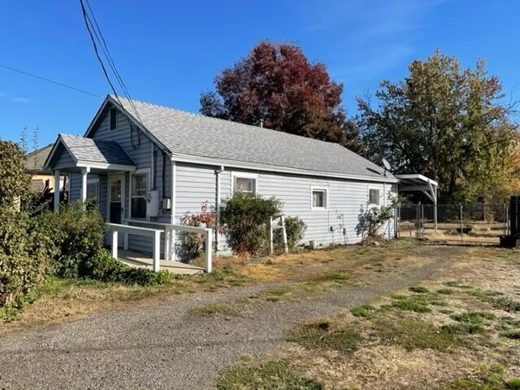 2400 Howard Avenue Medford OR 97501