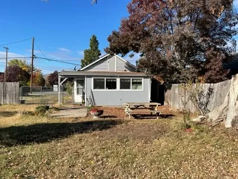 2400 Howard Avenue Medford OR 97501