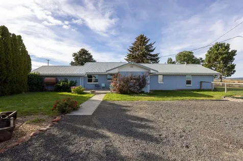 1774 W Ashwood Lane Madras OR 97741