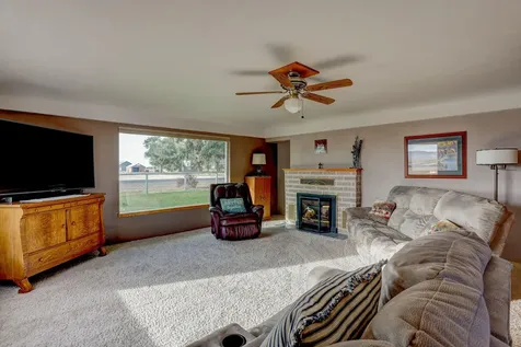 1774 W Ashwood Lane Madras OR 97741