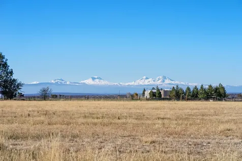 13902 SW Riggs Road Powell Butte OR 97753