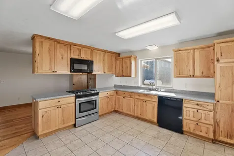 13902 SW Riggs Road Powell Butte OR 97753