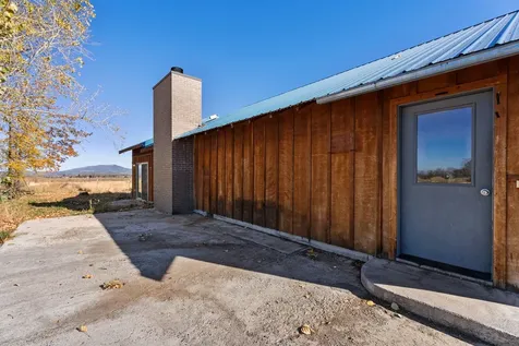13902 SW Riggs Road Powell Butte OR 97753