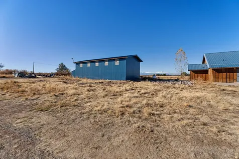 13902 SW Riggs Road Powell Butte OR 97753