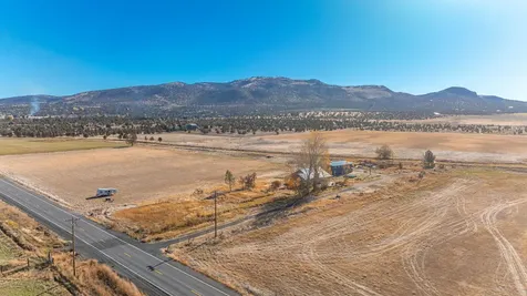 13902 SW Riggs Road Powell Butte OR 97753