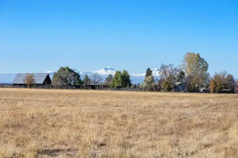 13902 SW Riggs Road Powell Butte OR 97753