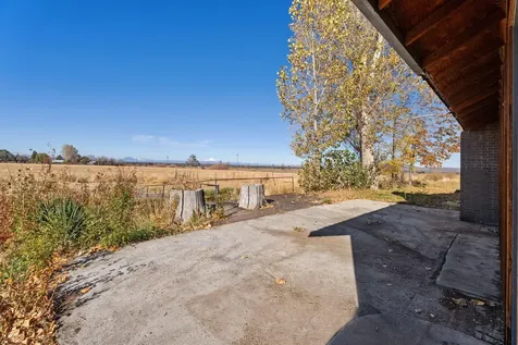 13902 SW Riggs Road Powell Butte OR 97753