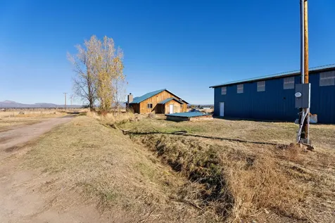 13902 SW Riggs Road Powell Butte OR 97753
