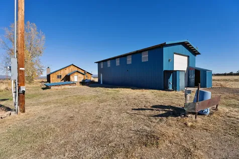 13902 SW Riggs Road Powell Butte OR 97753
