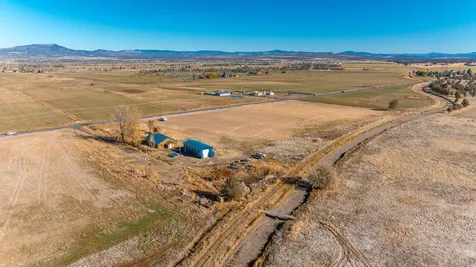 13902 SW Riggs Road Powell Butte OR 97753