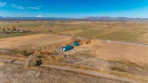 13902 SW Riggs Road Powell Butte OR 97753