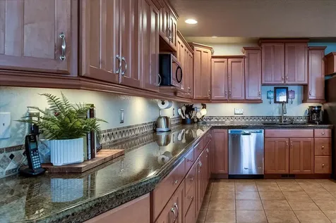 6187 SW Jaguar Avenue Redmond OR 97756