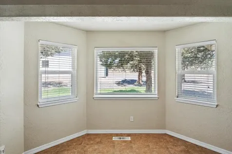 6187 SW Jaguar Avenue Redmond OR 97756