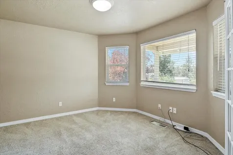 6187 SW Jaguar Avenue Redmond OR 97756
