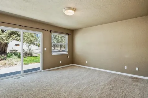 6187 SW Jaguar Avenue Redmond OR 97756
