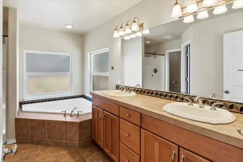 6187 SW Jaguar Avenue Redmond OR 97756