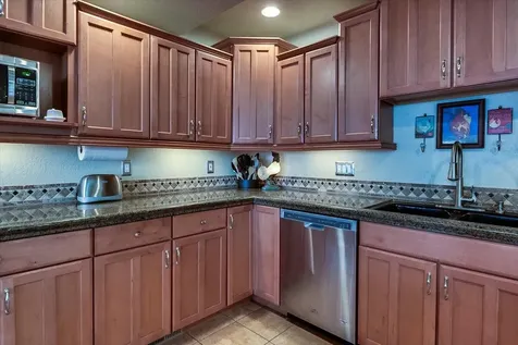 6187 SW Jaguar Avenue Redmond OR 97756