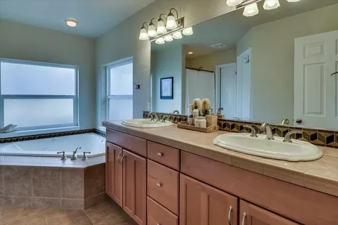 6187 SW Jaguar Avenue Redmond OR 97756
