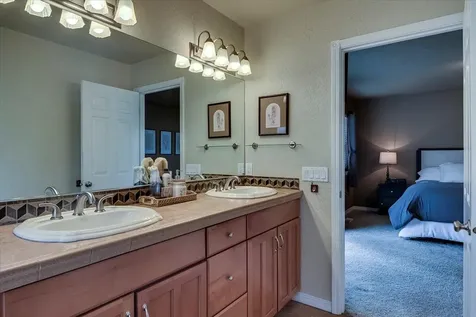 6187 SW Jaguar Avenue Redmond OR 97756