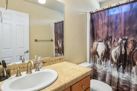 6187 SW Jaguar Avenue Redmond OR 97756