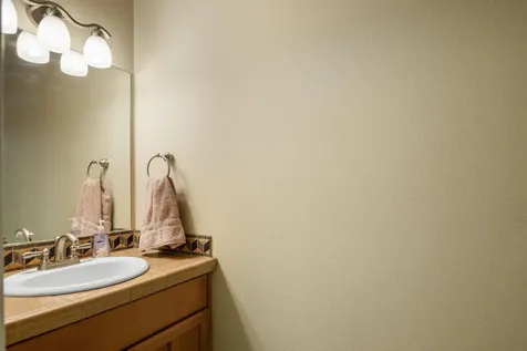 6187 SW Jaguar Avenue Redmond OR 97756