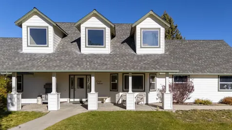6187 SW Jaguar Avenue Redmond OR 97756