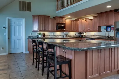 6187 SW Jaguar Avenue Redmond OR 97756