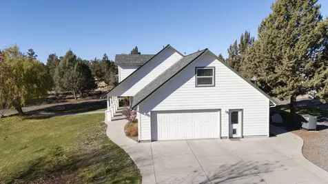6187 SW Jaguar Avenue Redmond OR 97756