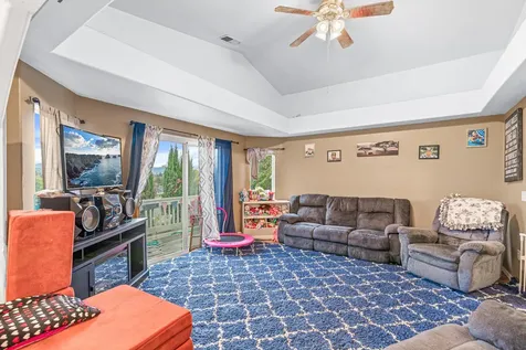 597 N Heights Drive Eagle Point OR 97524